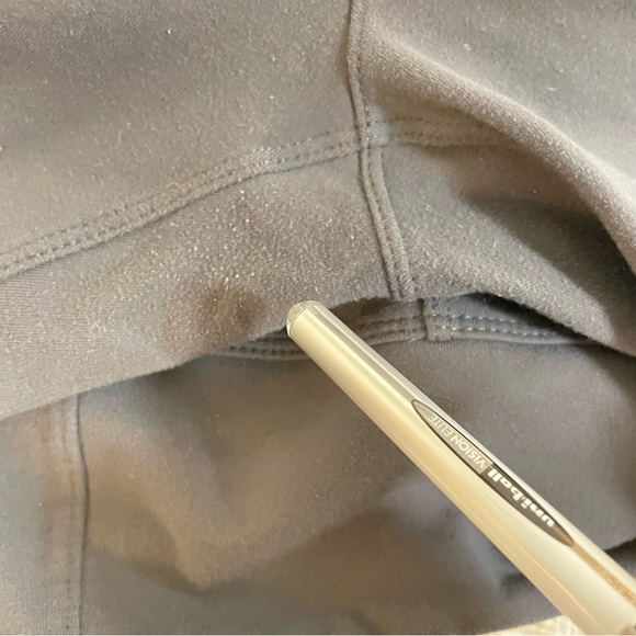 Athleta Leggings Metro Grey Size Small Yoga Pants Gym Versatile Gently Worn - Picture 8 of 10